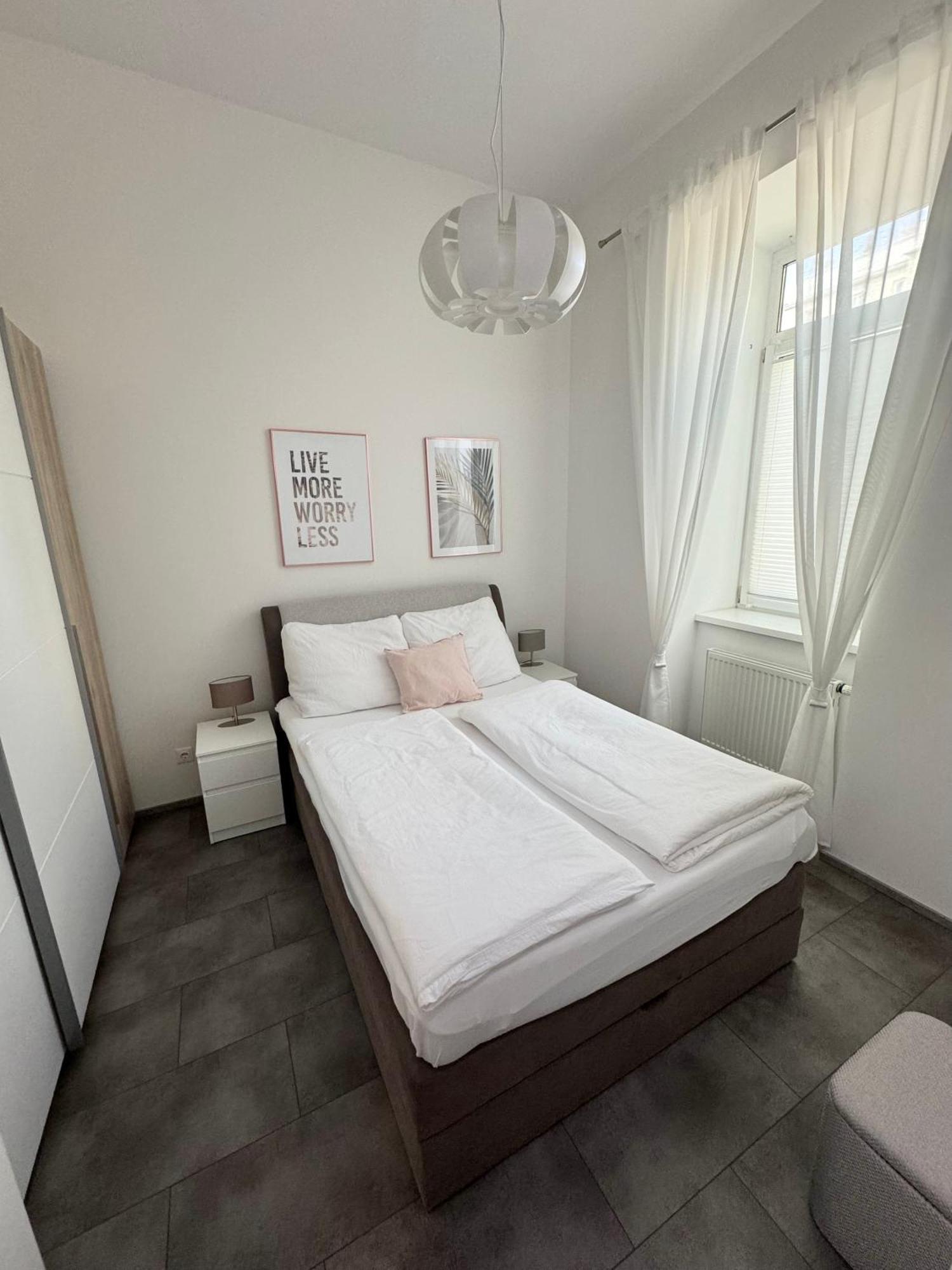 Vienna Apartment Gutarra II Bagian luar foto